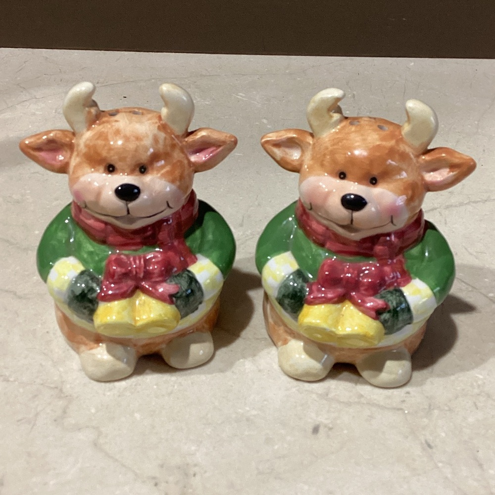 International Bazaar Reindeer Salt & Pepper shakers